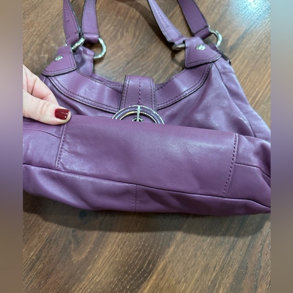 COACH Vintage Soho Lynn Purple Leather Hobo Shoulder Bag - Picture 4 of 14